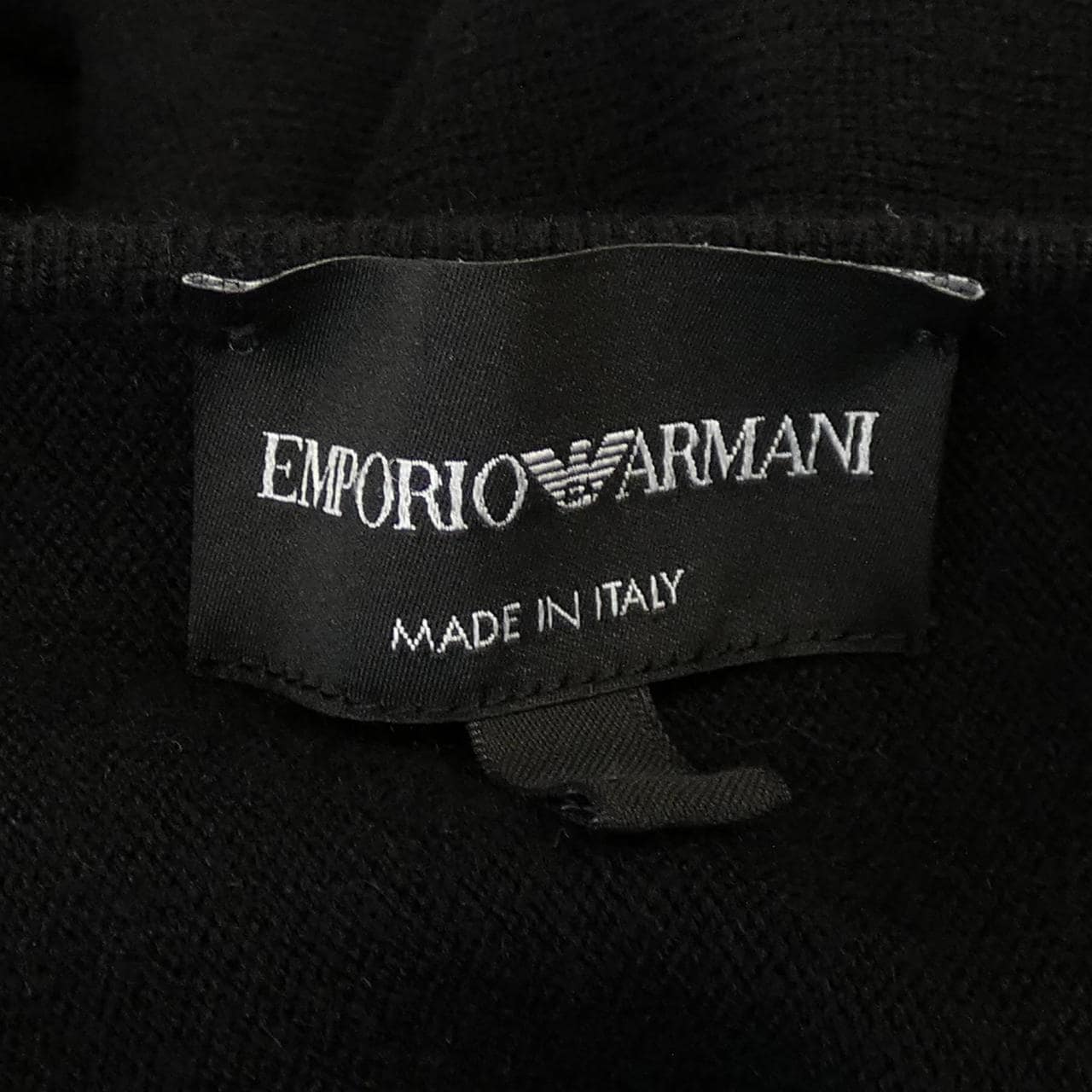 EMPORIO ARMANI安普里奥·阿玛尼开衫