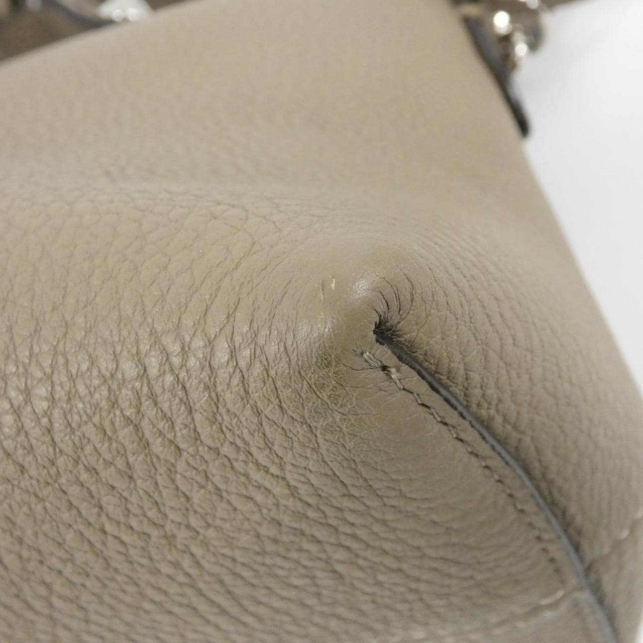 フェンディ SELLERIA バイ ザ ウェイ ミディアム 8BL155 ASU2 バッグ