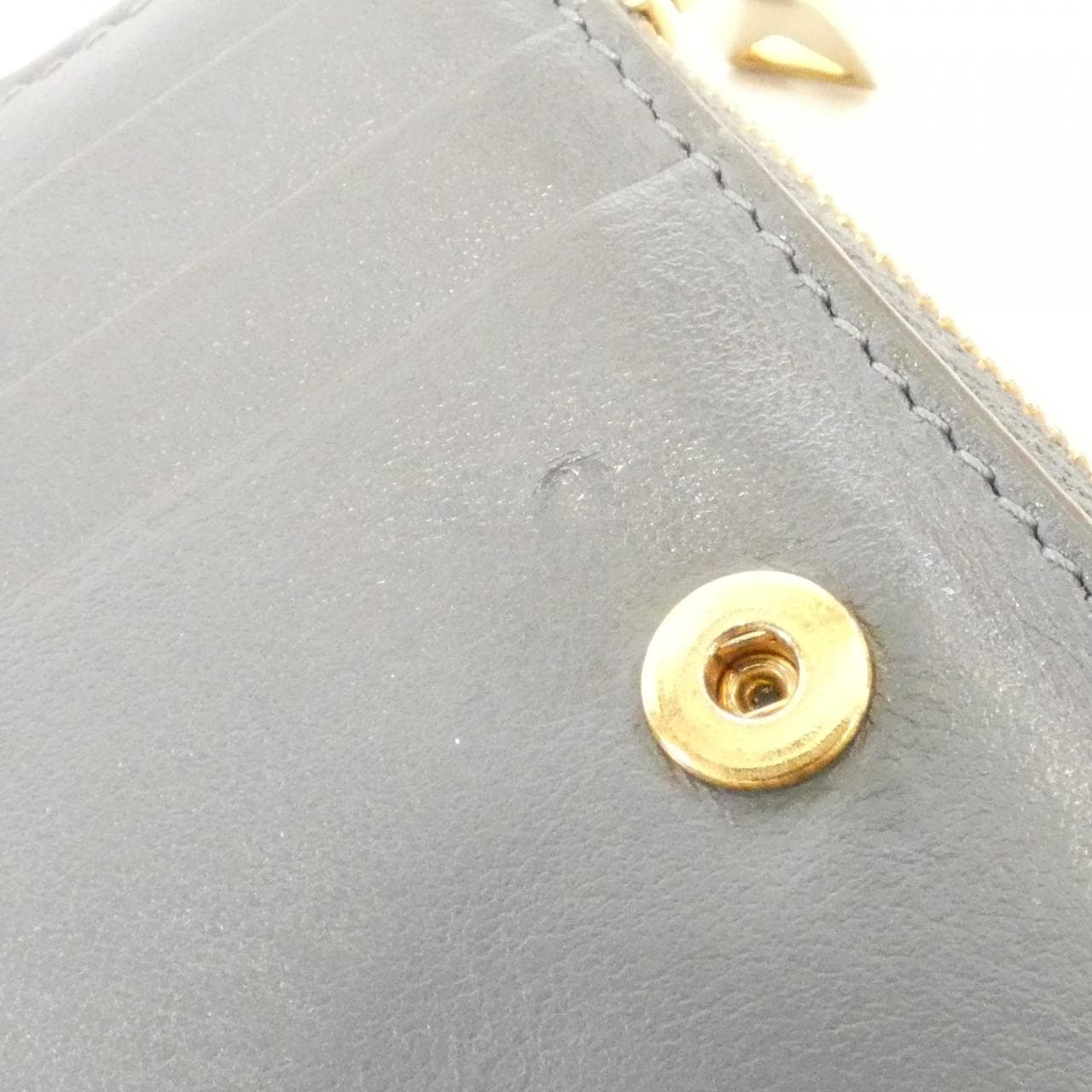 ボッテガヴェネタ 706010 VCQC4 財布