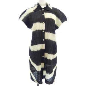 プリーツプリーズ PLEATS PLEASE 2015 ボーダー PP51-JT686 7570042 S／Sシャツ