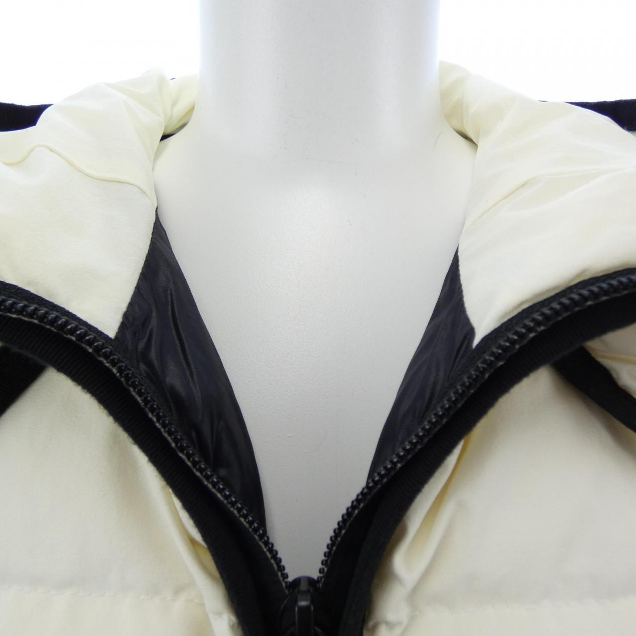 モンクレールグルノーブル MONCLER GRENOBLE C20988450700 80280 ダウンジャケット