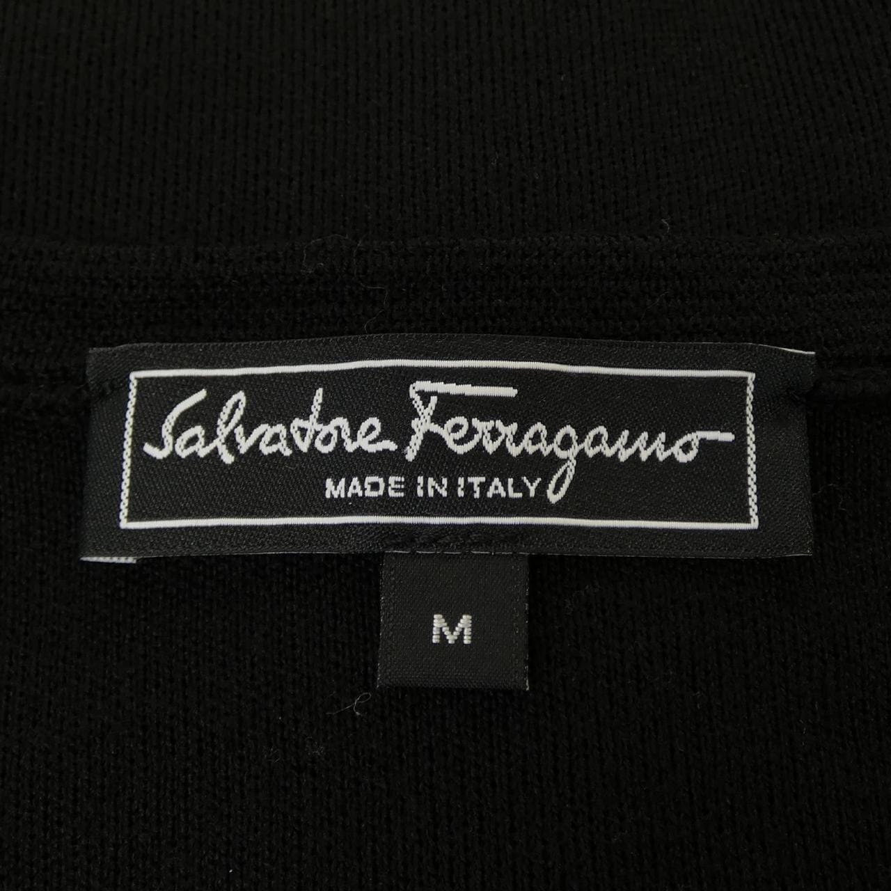 サルヴァトーレフェラガモ SALVATORE FERRAGAMO カーディガン