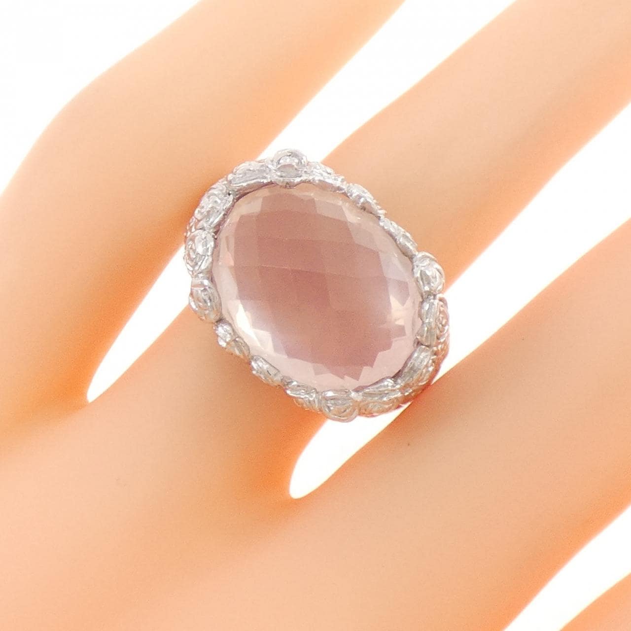 カレライカレラ ラゴ デ ローサス リング