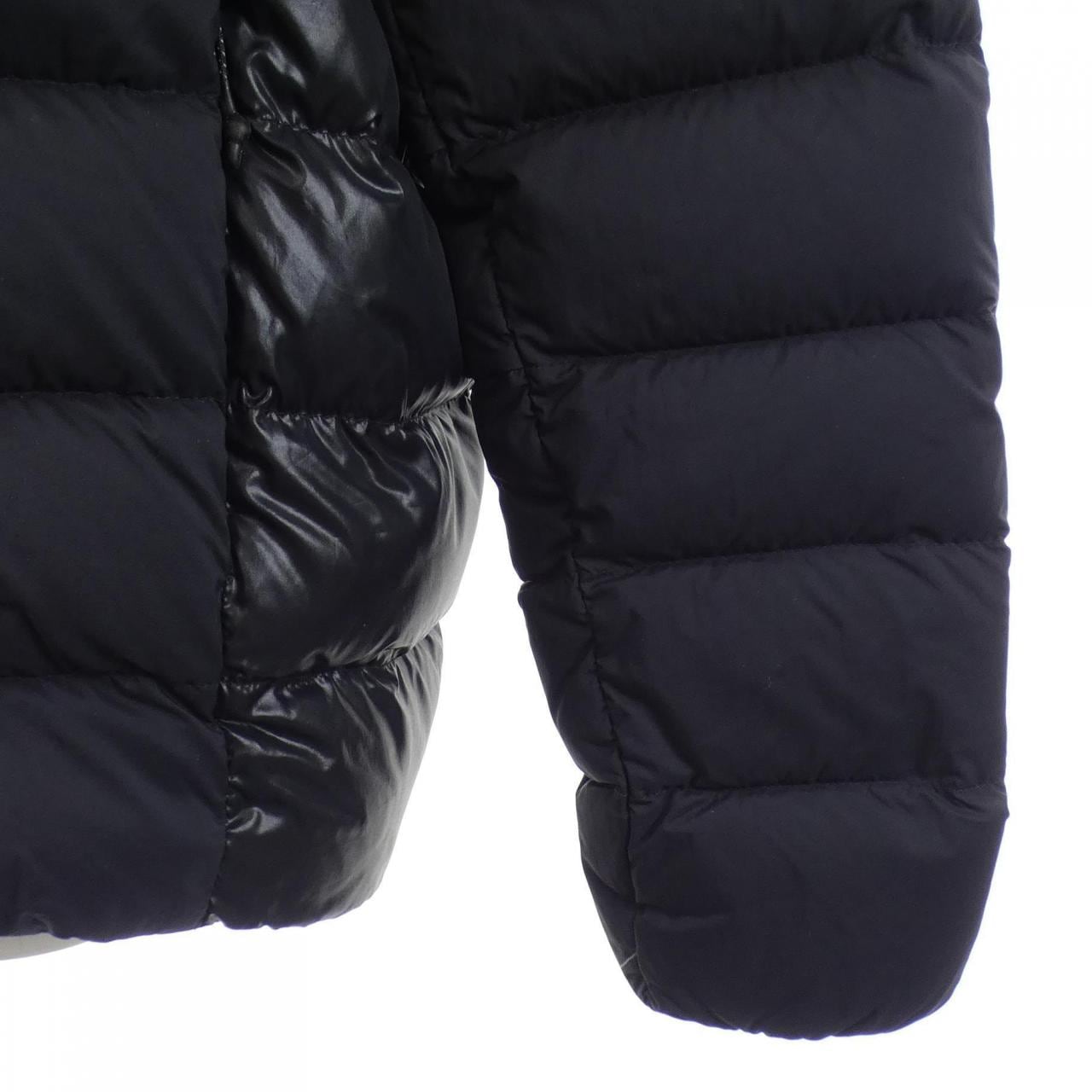モンクレール MONCLER CARTERET ダウンジャケット