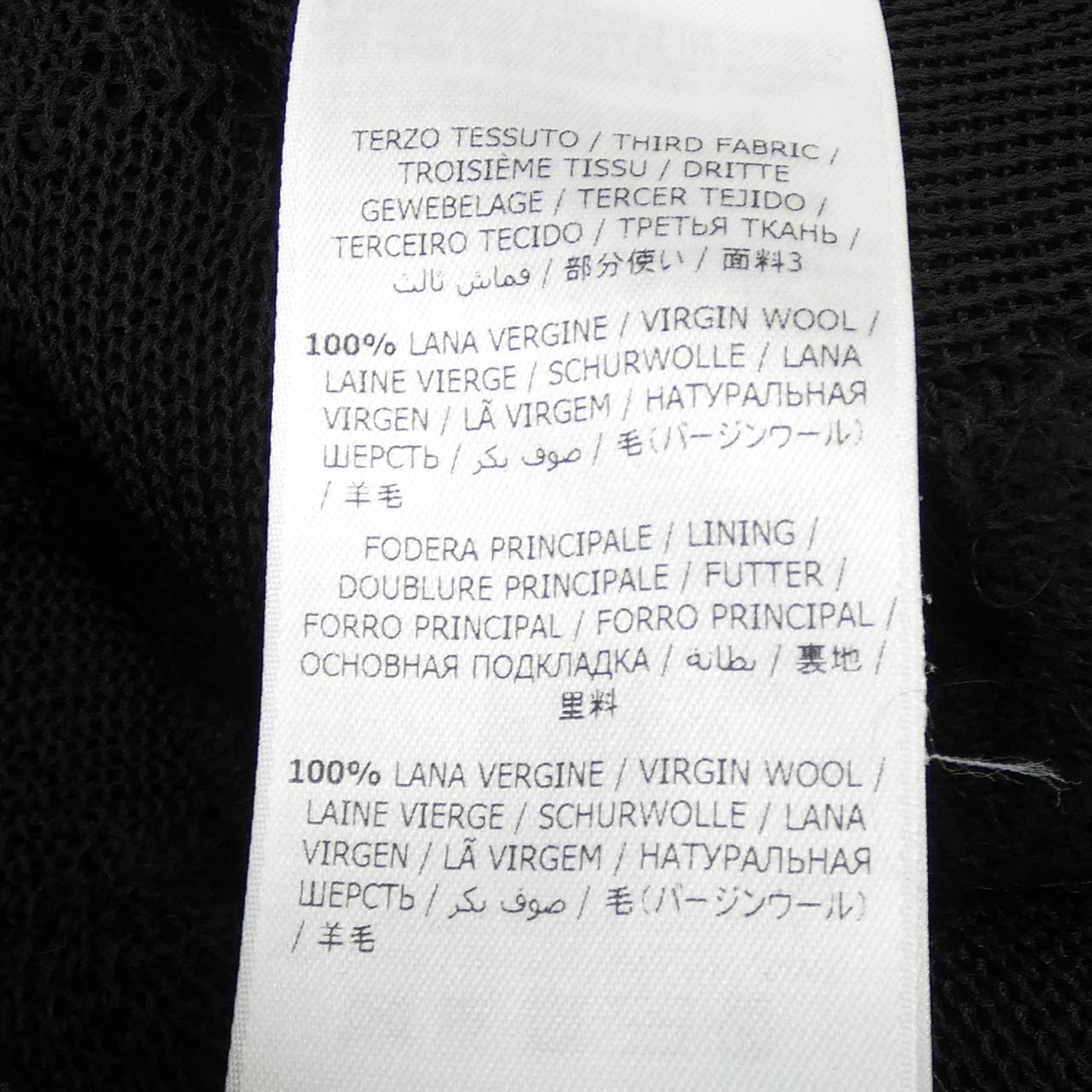 薩爾瓦托雷‧菲拉格慕SALVATORE FERRAGAMO薩爾瓦托雷‧菲拉格慕 (Salvatore Ferragamo) 一件