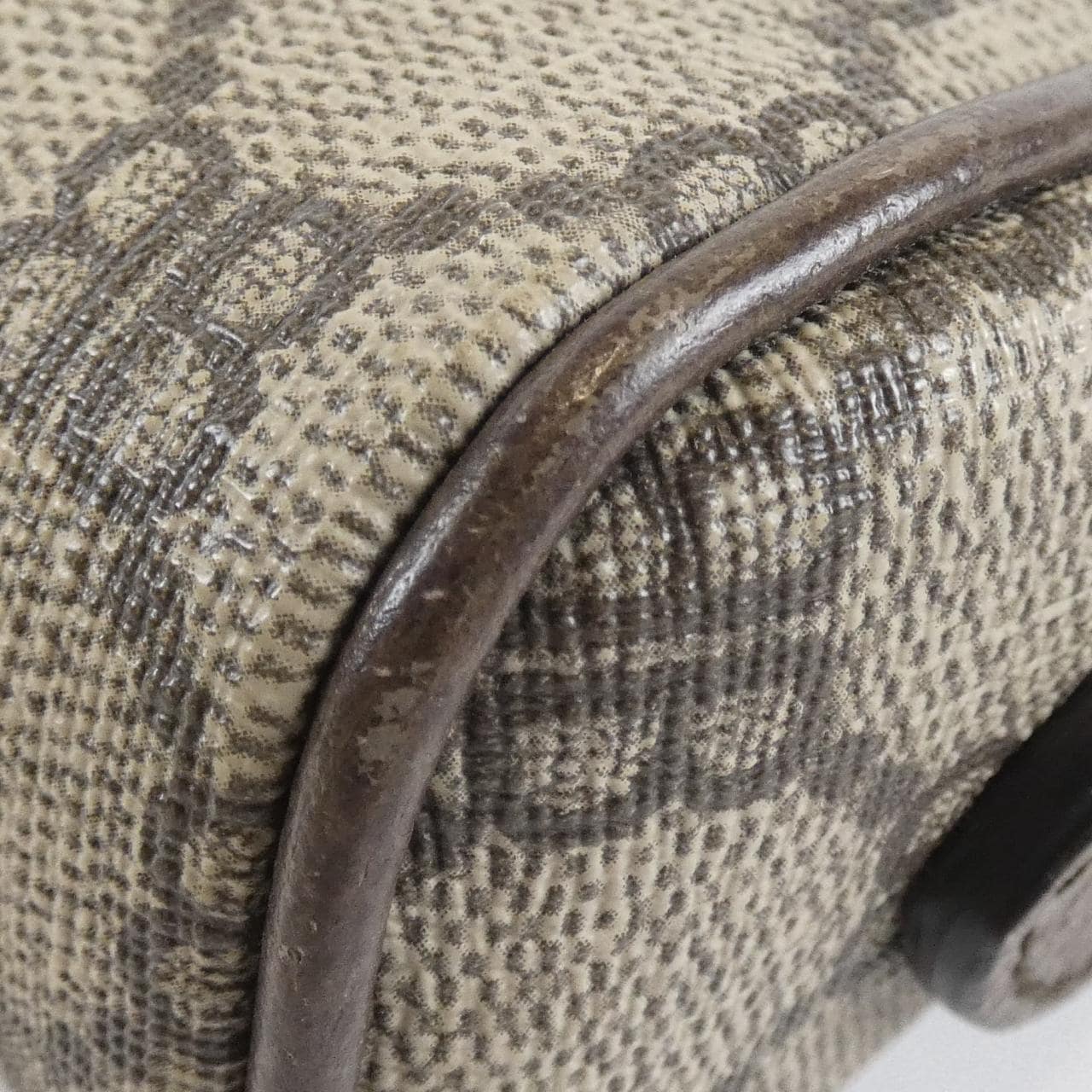 BALENCIAGA Hacker 相机包 680128 2103U 单肩包