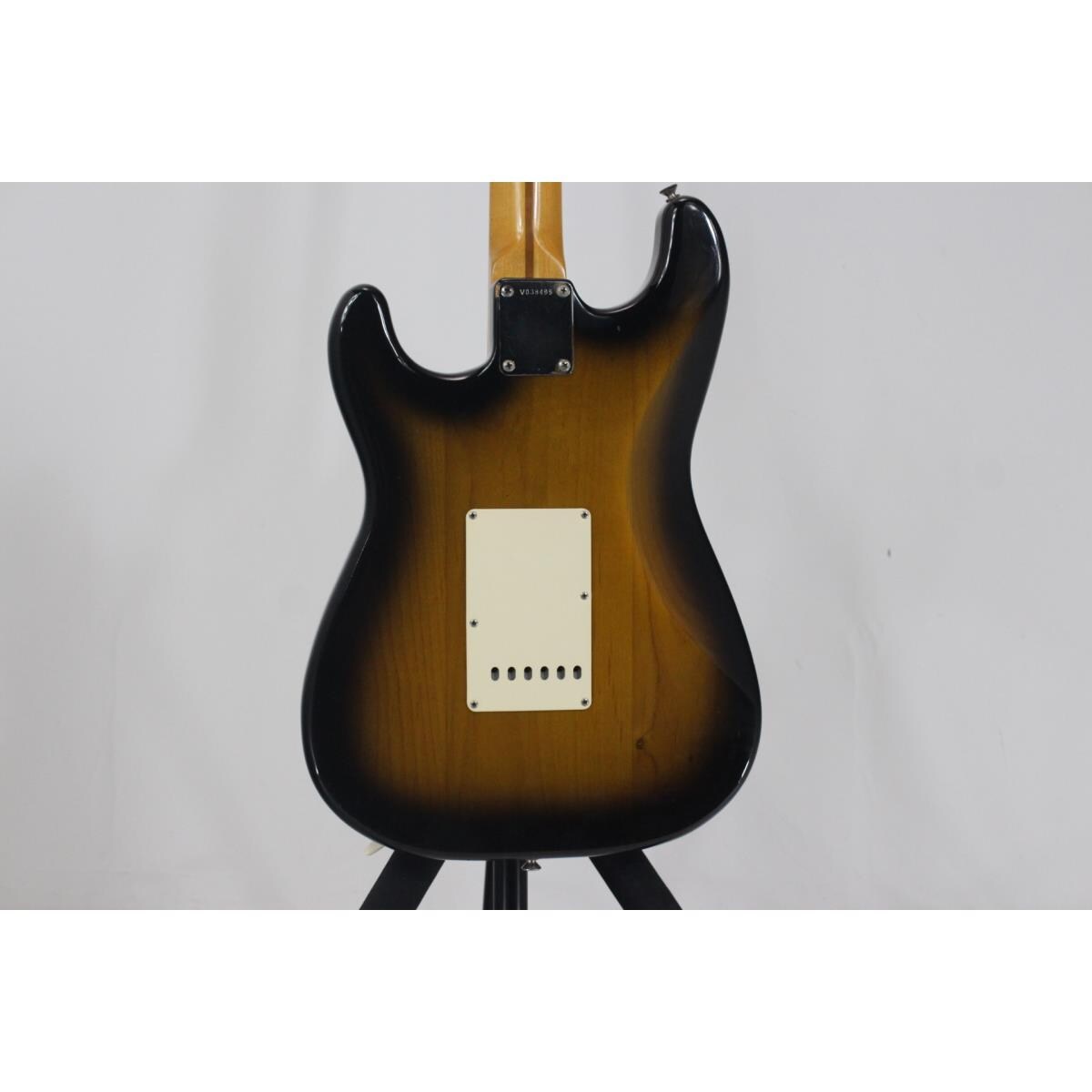 ＦＥＮＤＥＲ　ＣＵＳＴＯＭ　ＳＨＯＰ　　５７　ＳＴＲＡＴＯＣＡＳＴＥＲ