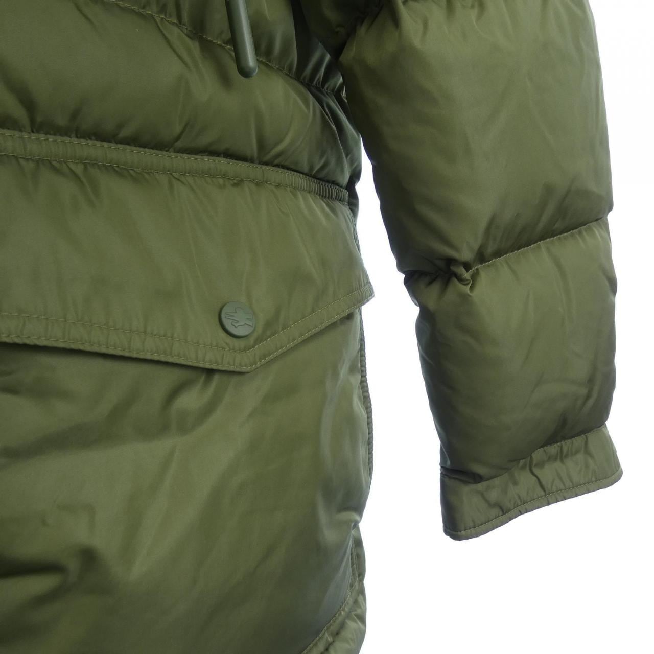 モンクレール MONCLER BORN TO PROTECT JUNZO ダウンジャケット