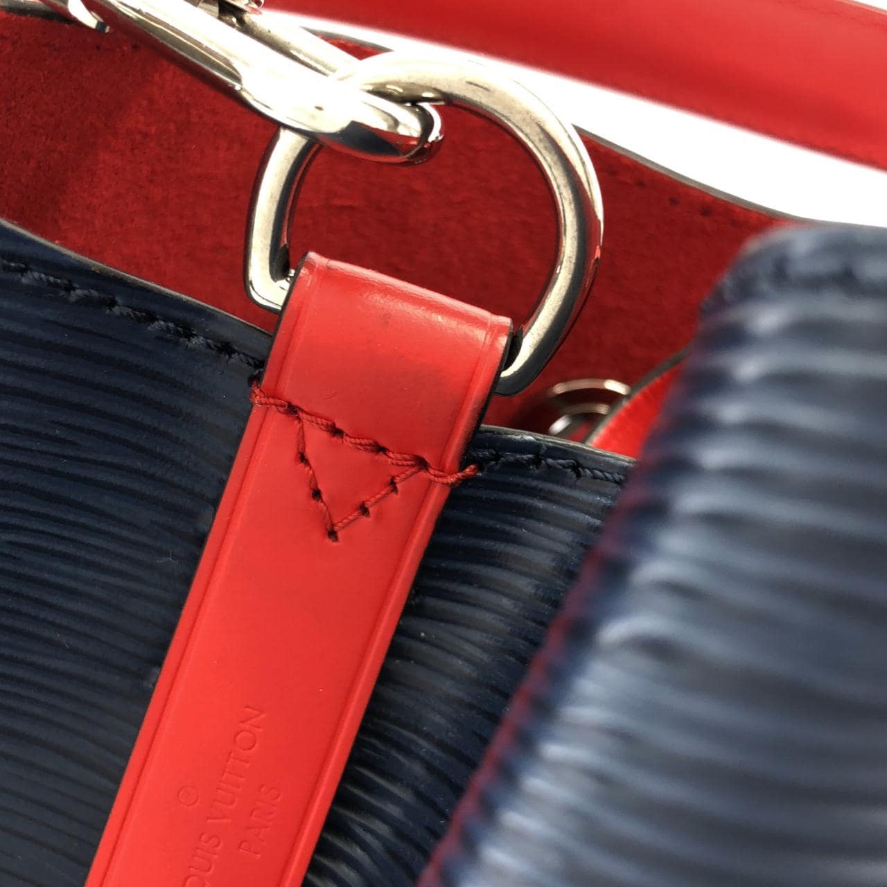 ルイヴィトン エピ ネオ ノエ M54367 ショルダーバッグ