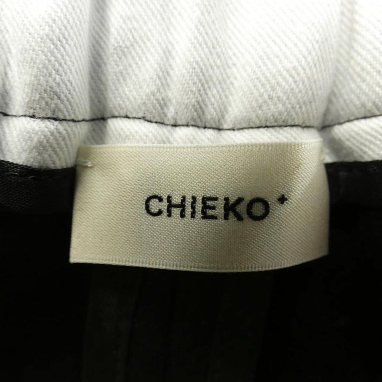 CHIEKO+ パンツ