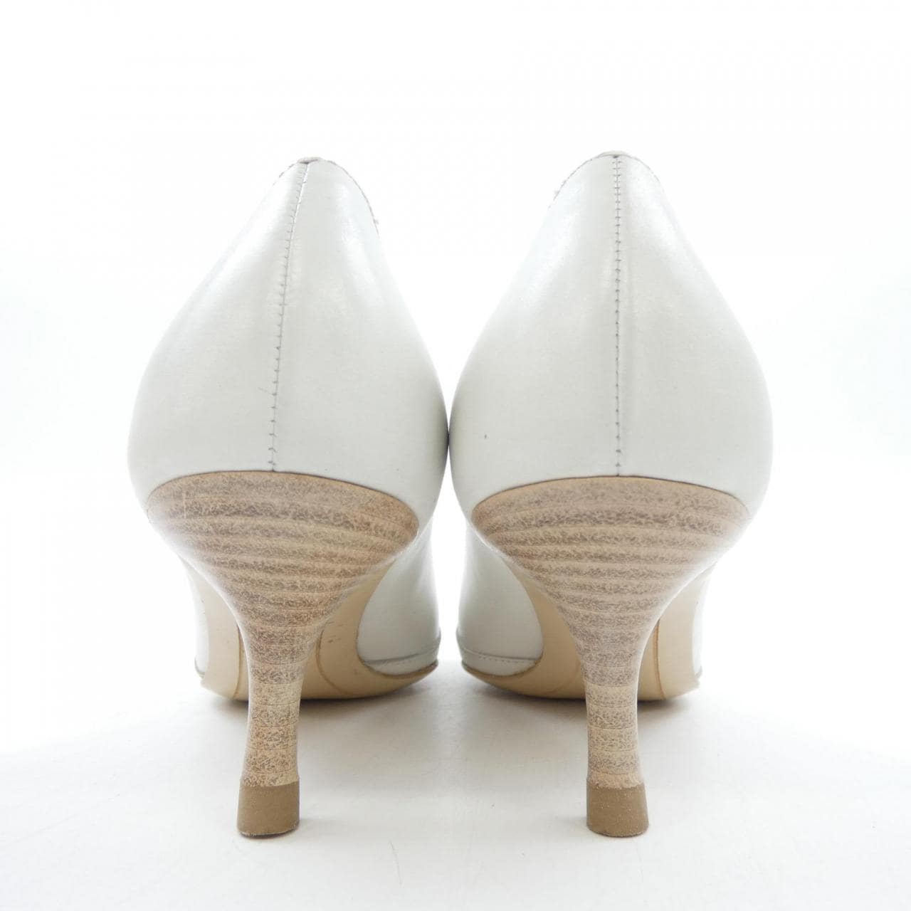 サルヴァトーレフェラガモ SALVATORE FERRAGAMO パンプス