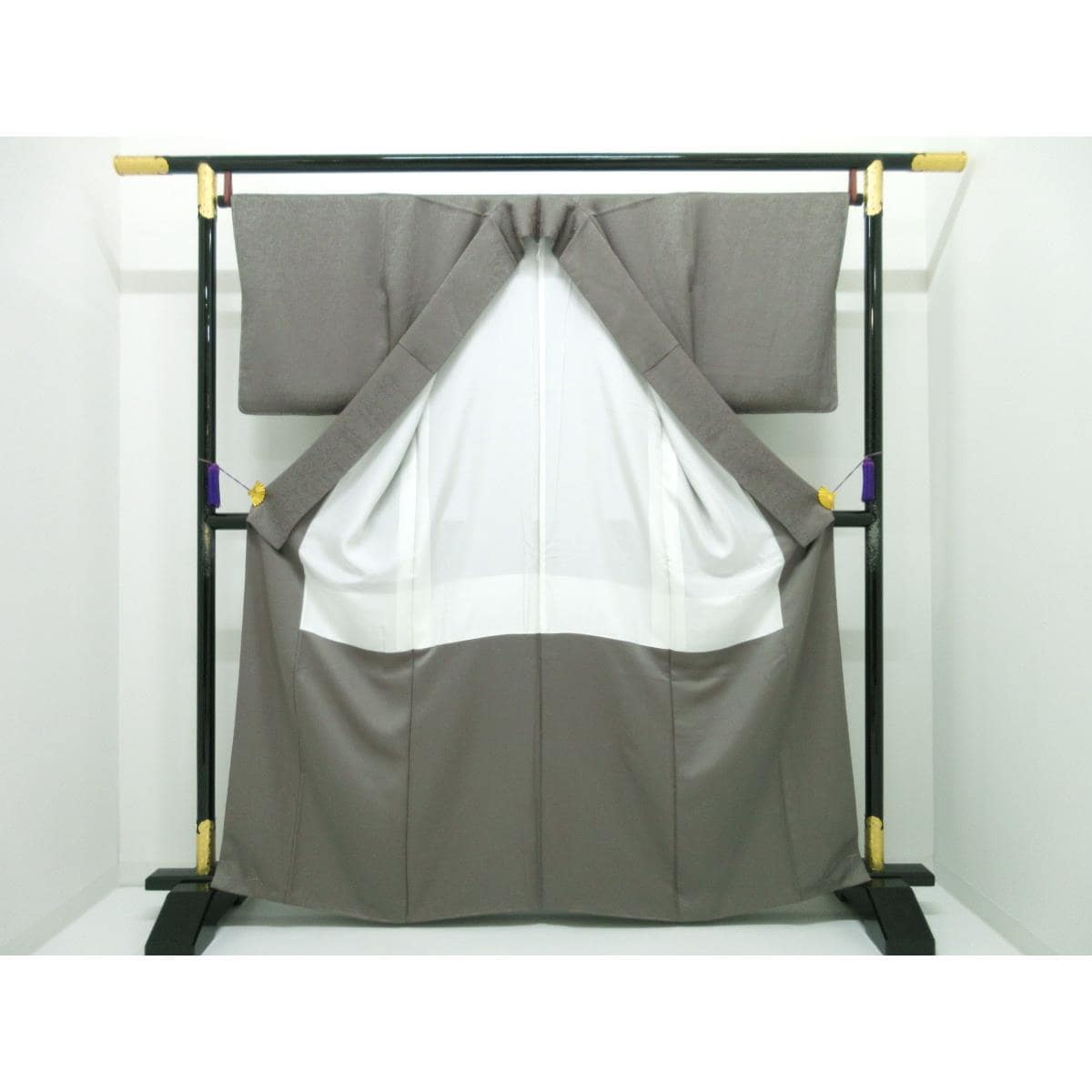 【未使用品】色無地　下り藤