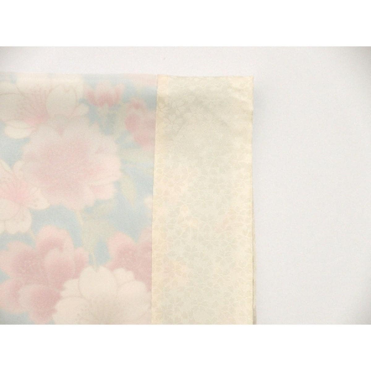 振袖　友禅金彩加工　刺繍入りボカシ染