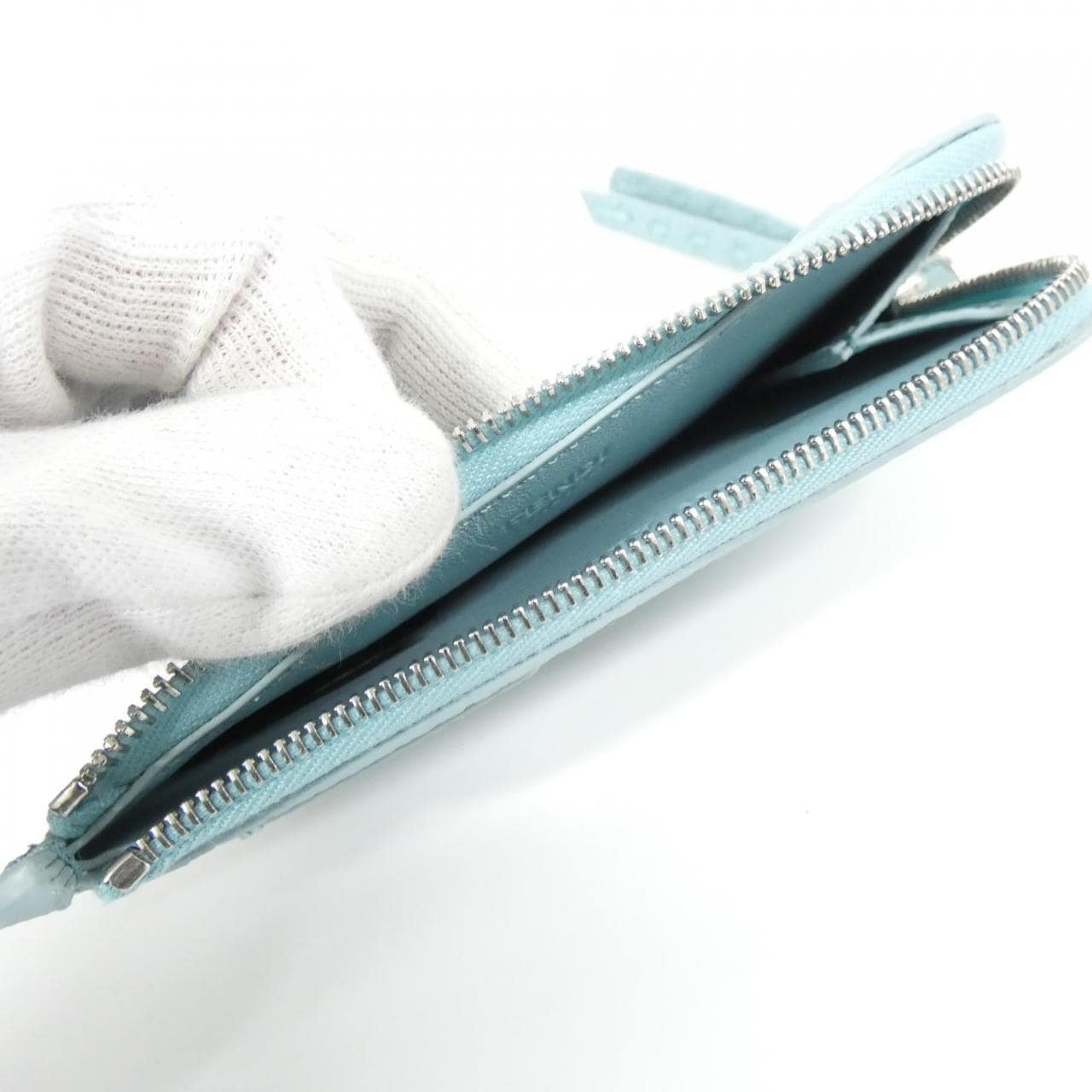 【未使用品】フェンディ SELLERIA ピーカブー 8M0489 ARC1 カードケース