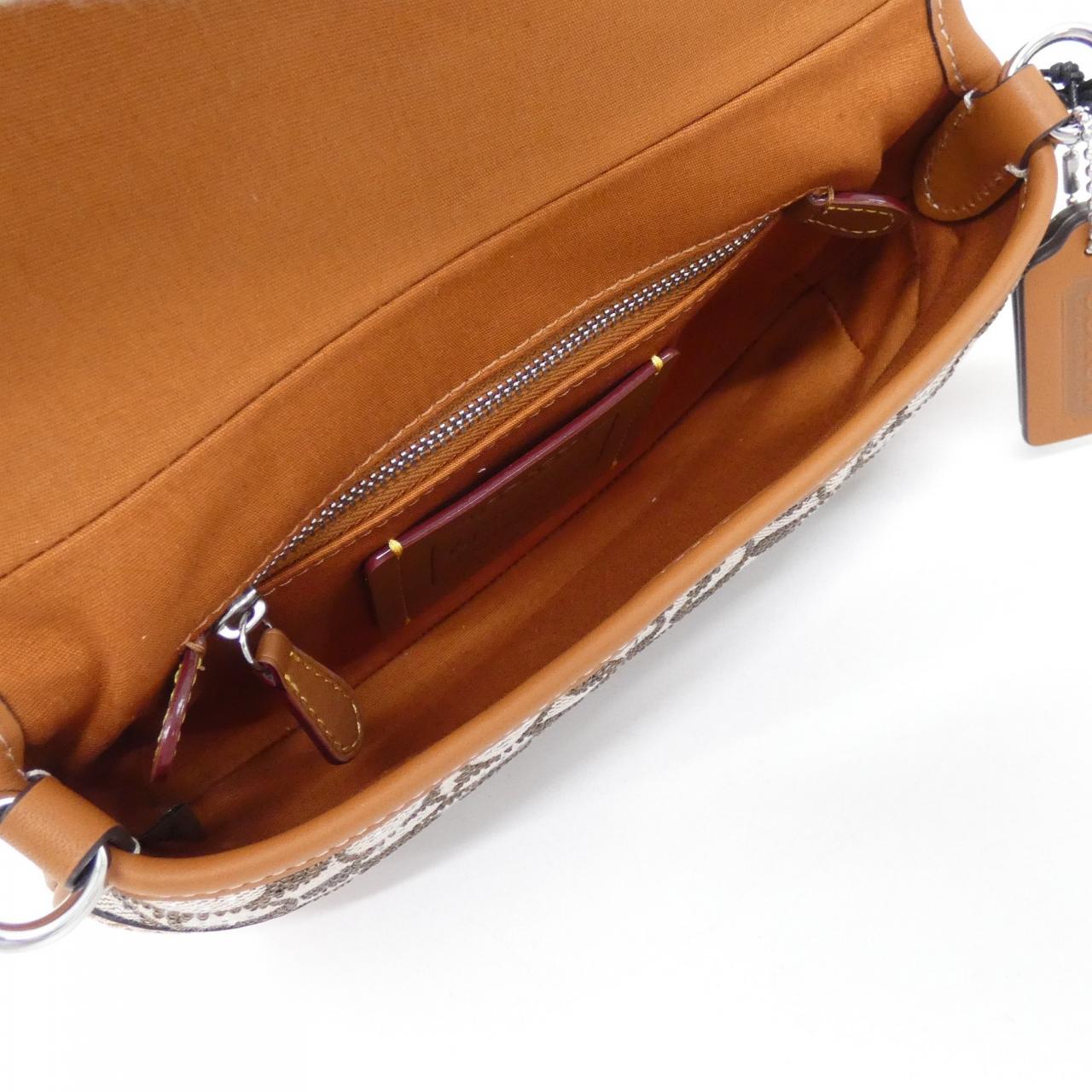 【新品】コーチ CBJ65 ショルダーバッグ