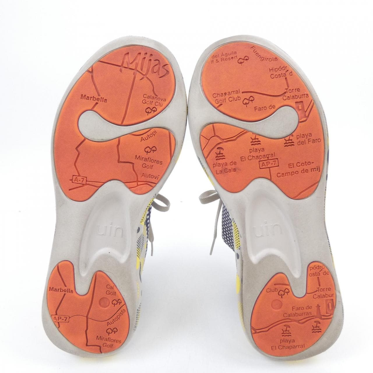 UIN M1116370 スニーカー