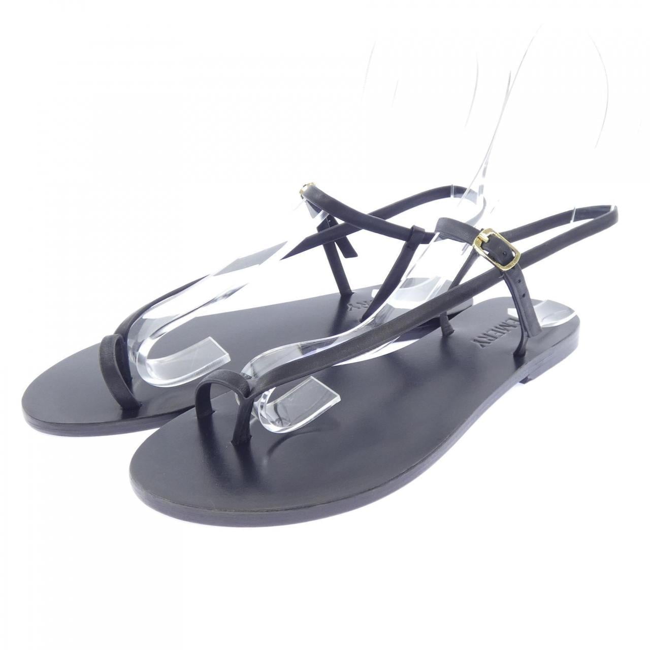 A EMERY サンダル