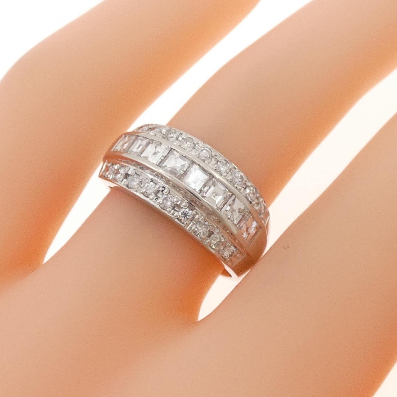 PT900 ダイヤモンド リング 1.00CT