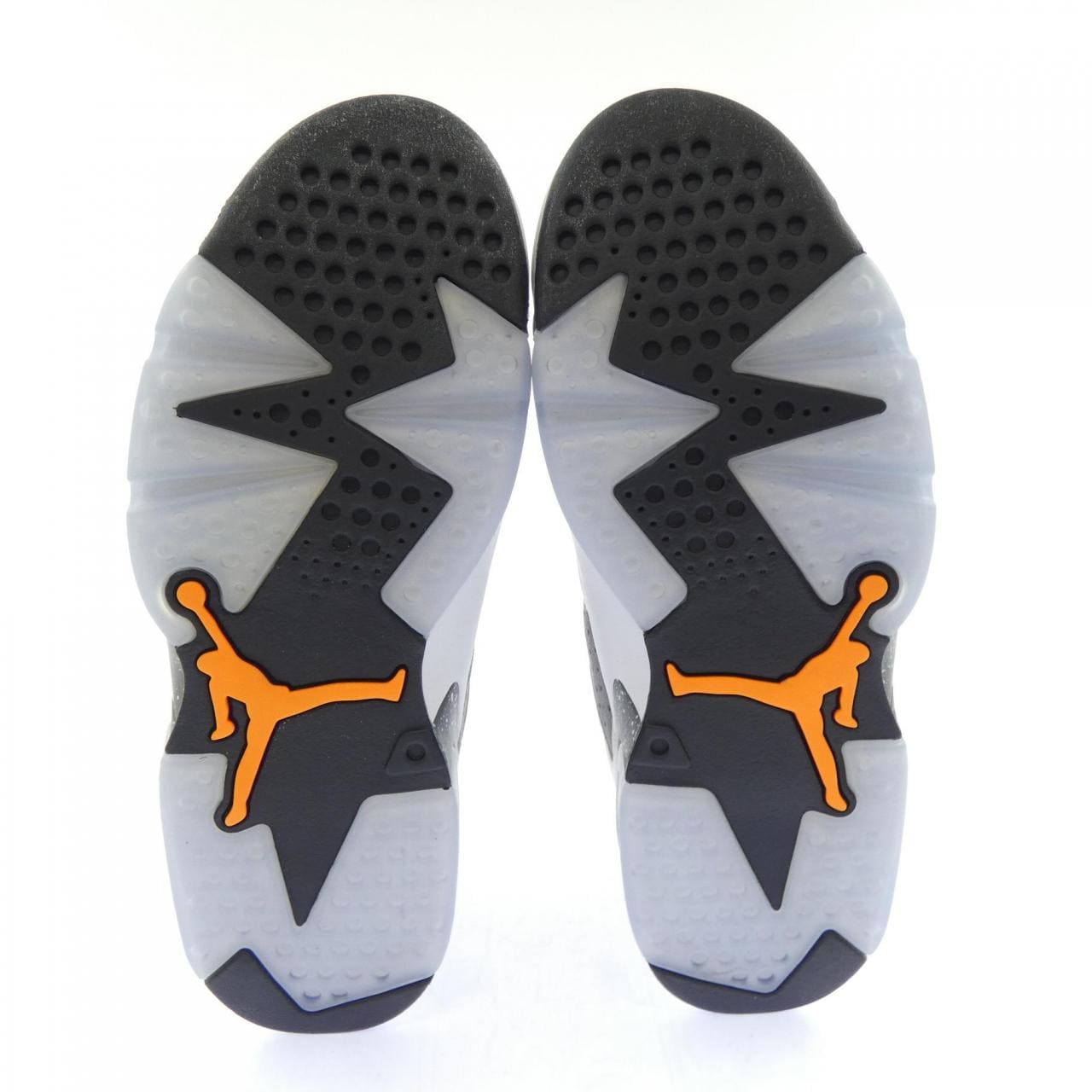 ナイキ ジョーダン NIKE JORDAN DZ4133-008 スニーカー