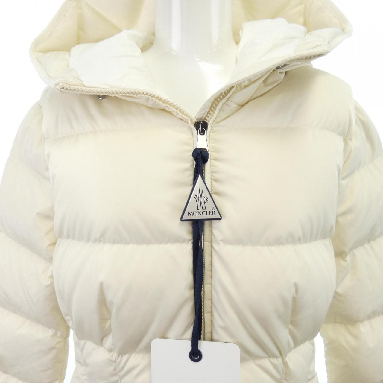 モンクレール MONCLER ダウンジャケット