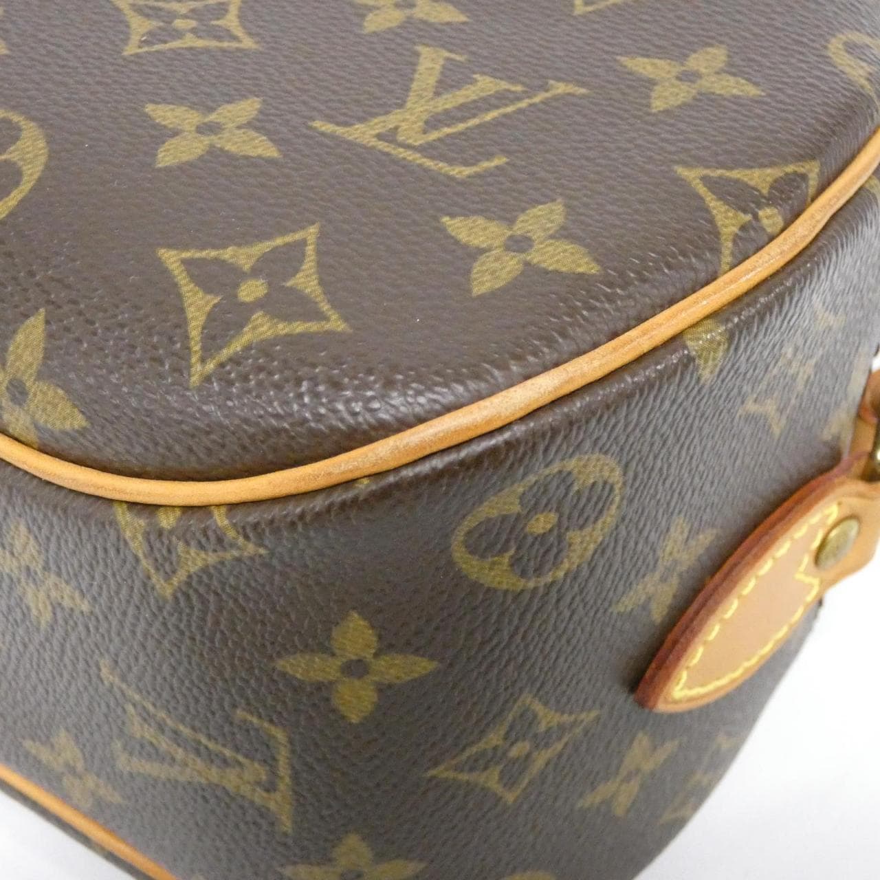 ルイヴィトン モノグラム ブロワ M51221 ショルダーバッグ