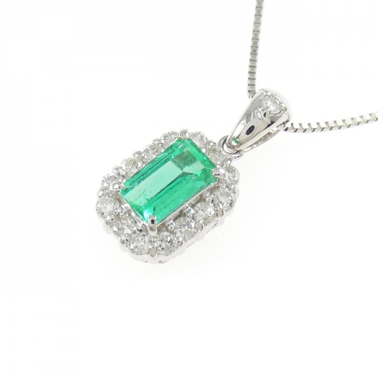 PT900/PT850 エメラルド ネックレス 0.59CT