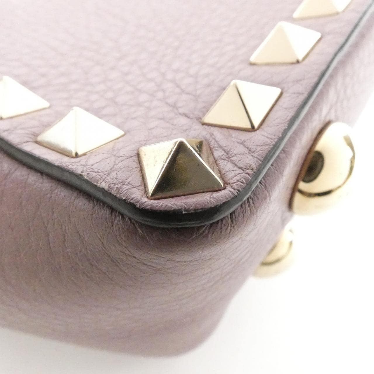 ヴァレンティノガラヴァーニ バッグ