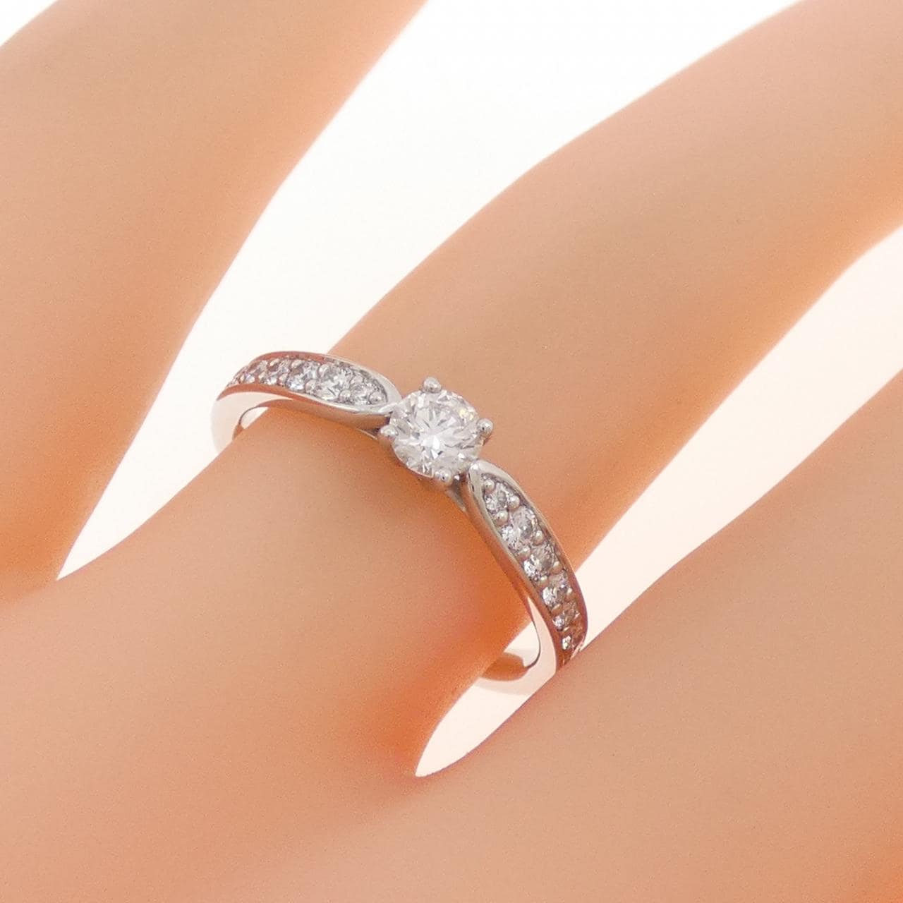 ティファニー ハーモニー リング 0.19CT H SI1 3EXT