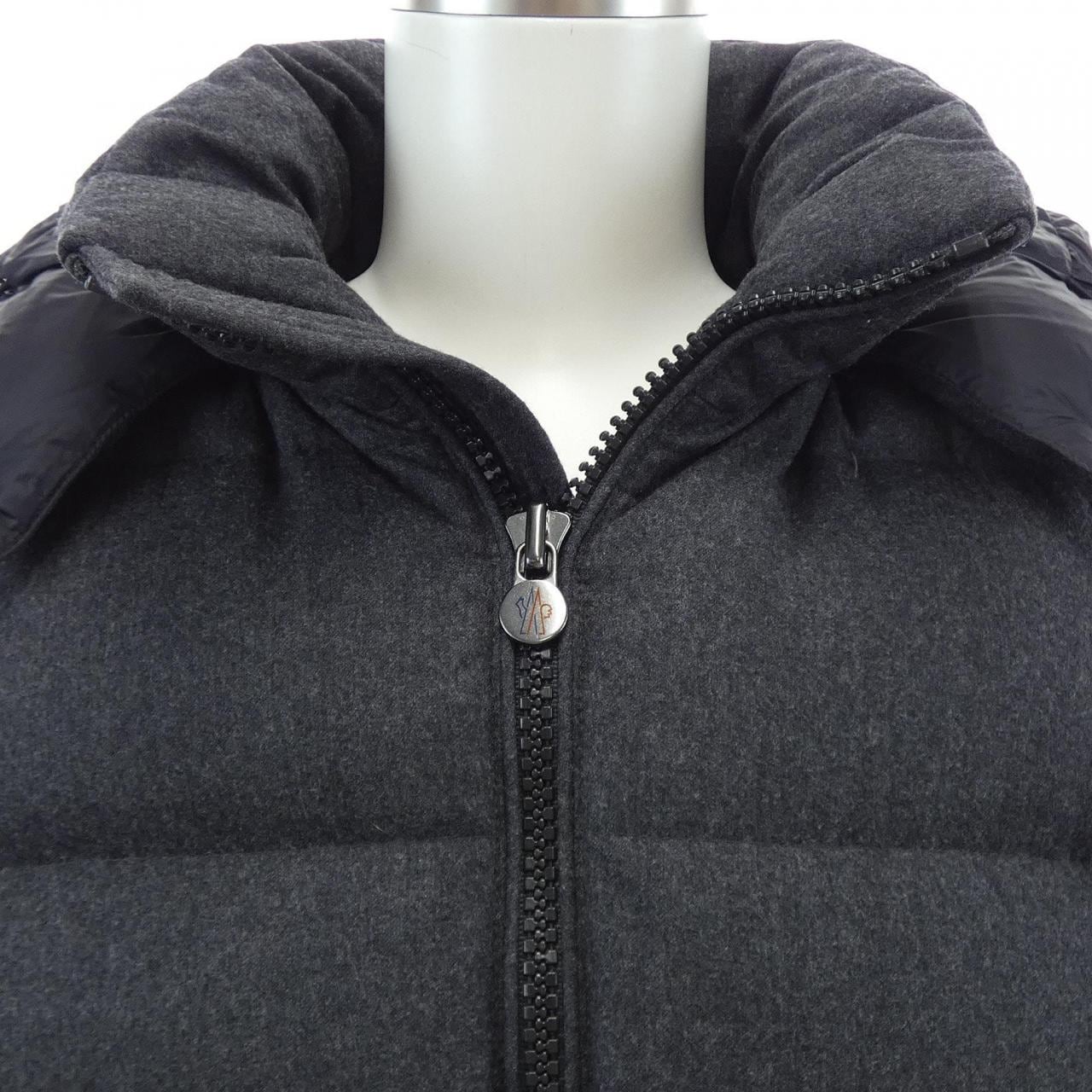 モンクレール MONCLER MONTGENEVRE ダウンジャケット