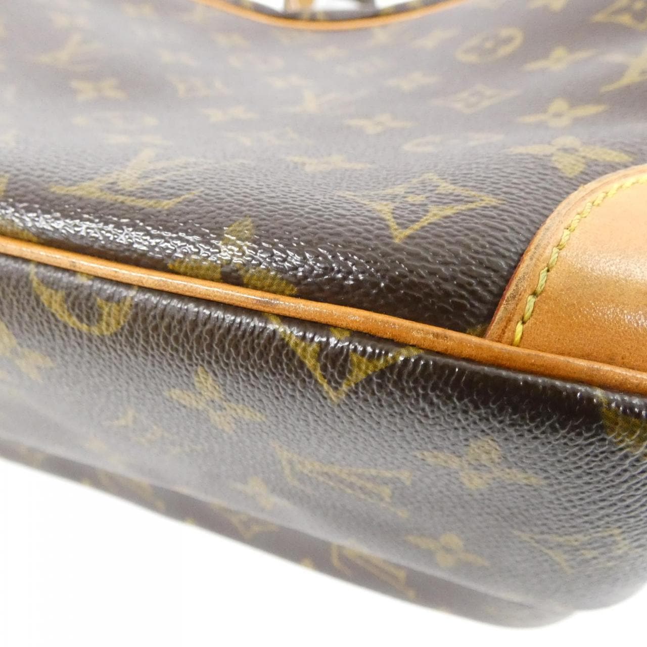 ルイヴィトン モノグラム ナイル M45244 ショルダーバッグ