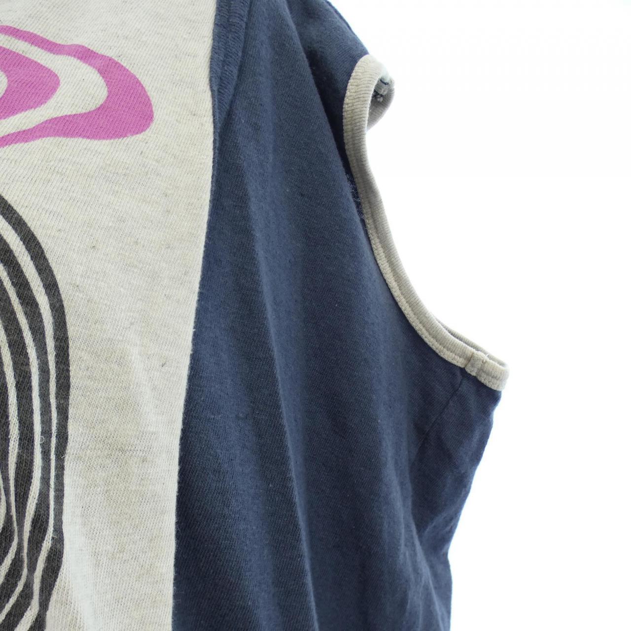ヴィヴィアンウエストウッドレッド Vivienne Westwood RE トップス
