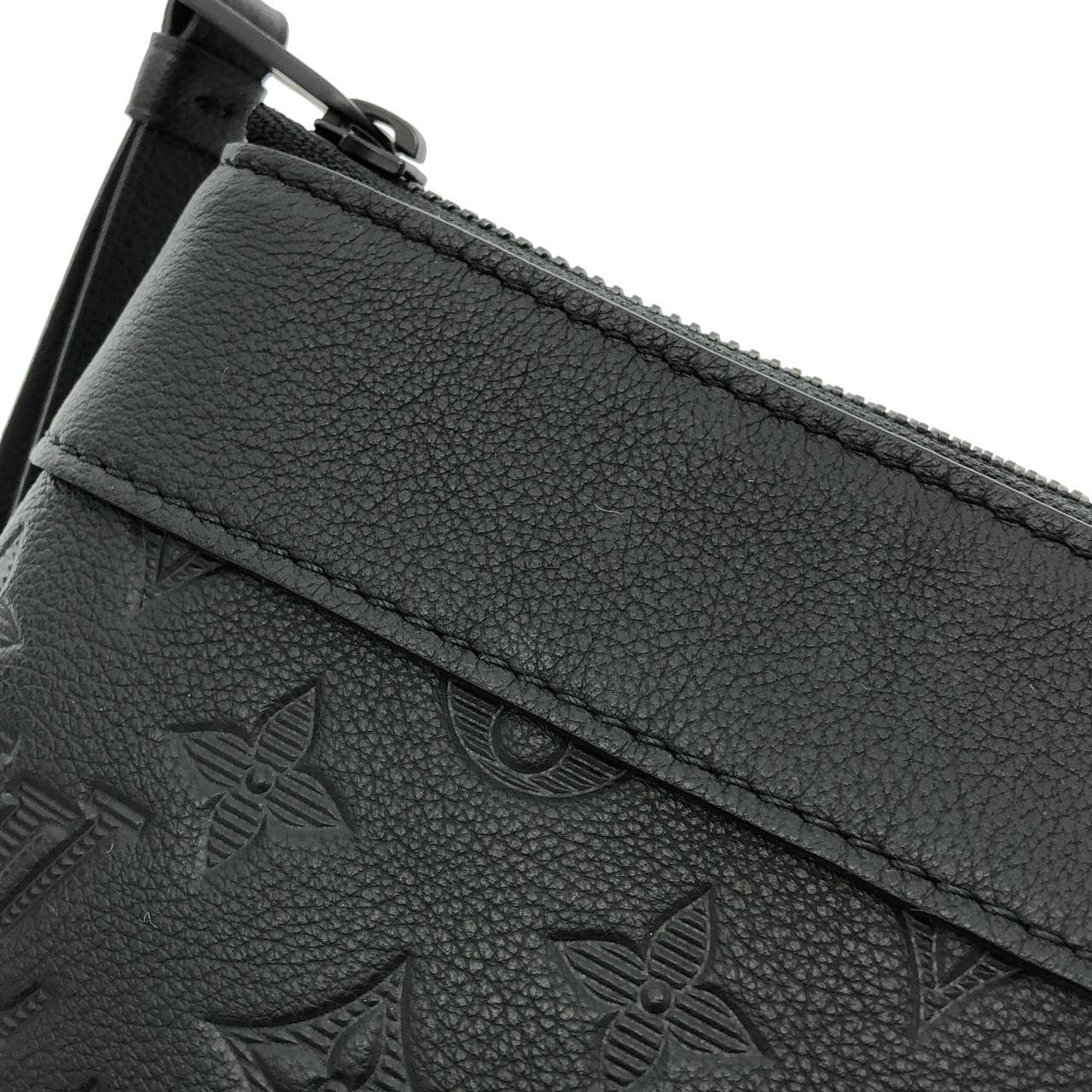 ルイヴィトン モノグラム シャドウ ポシェット ヴォワヤージュ スープル M82545 バッグ