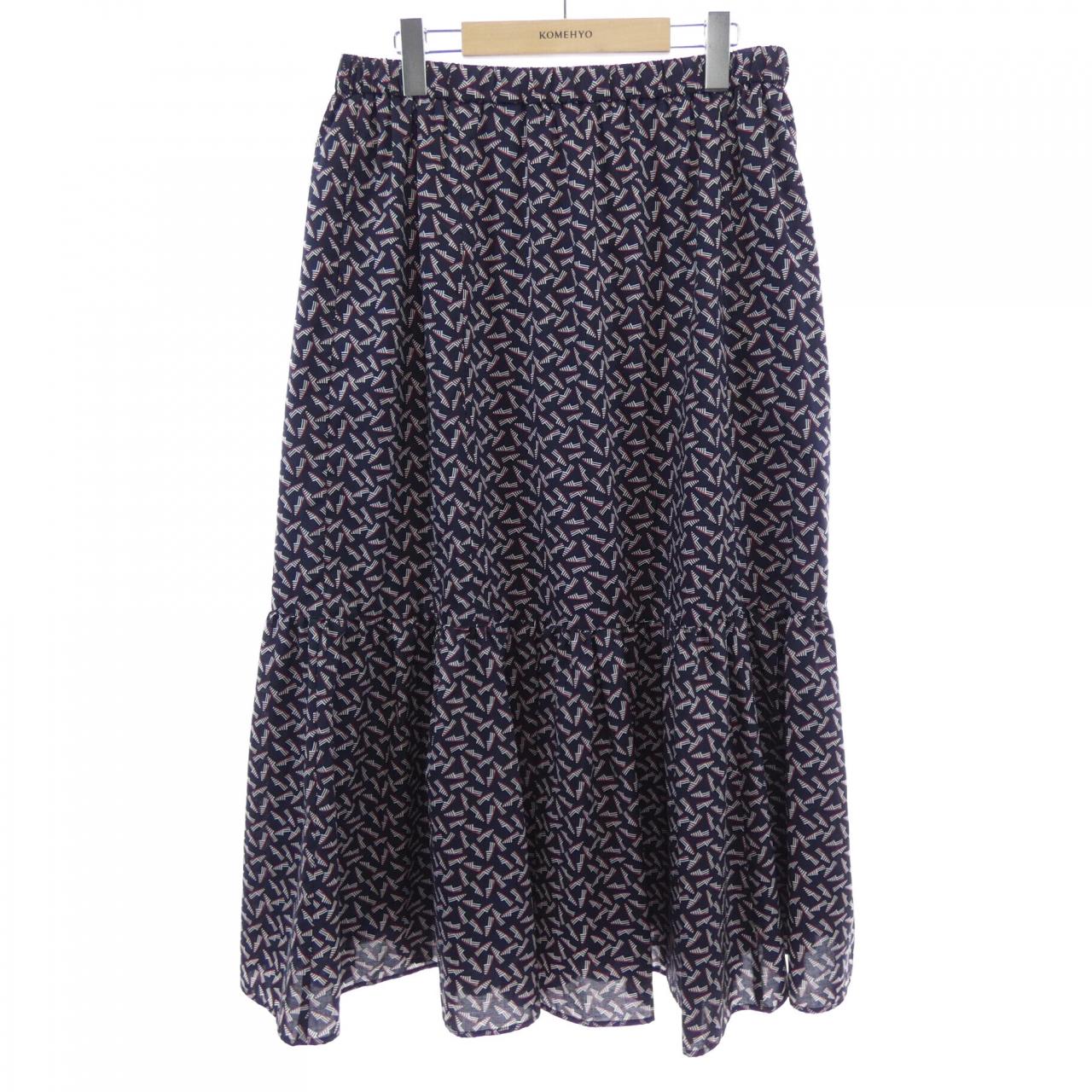 ニジュウサンク 23区 スカート