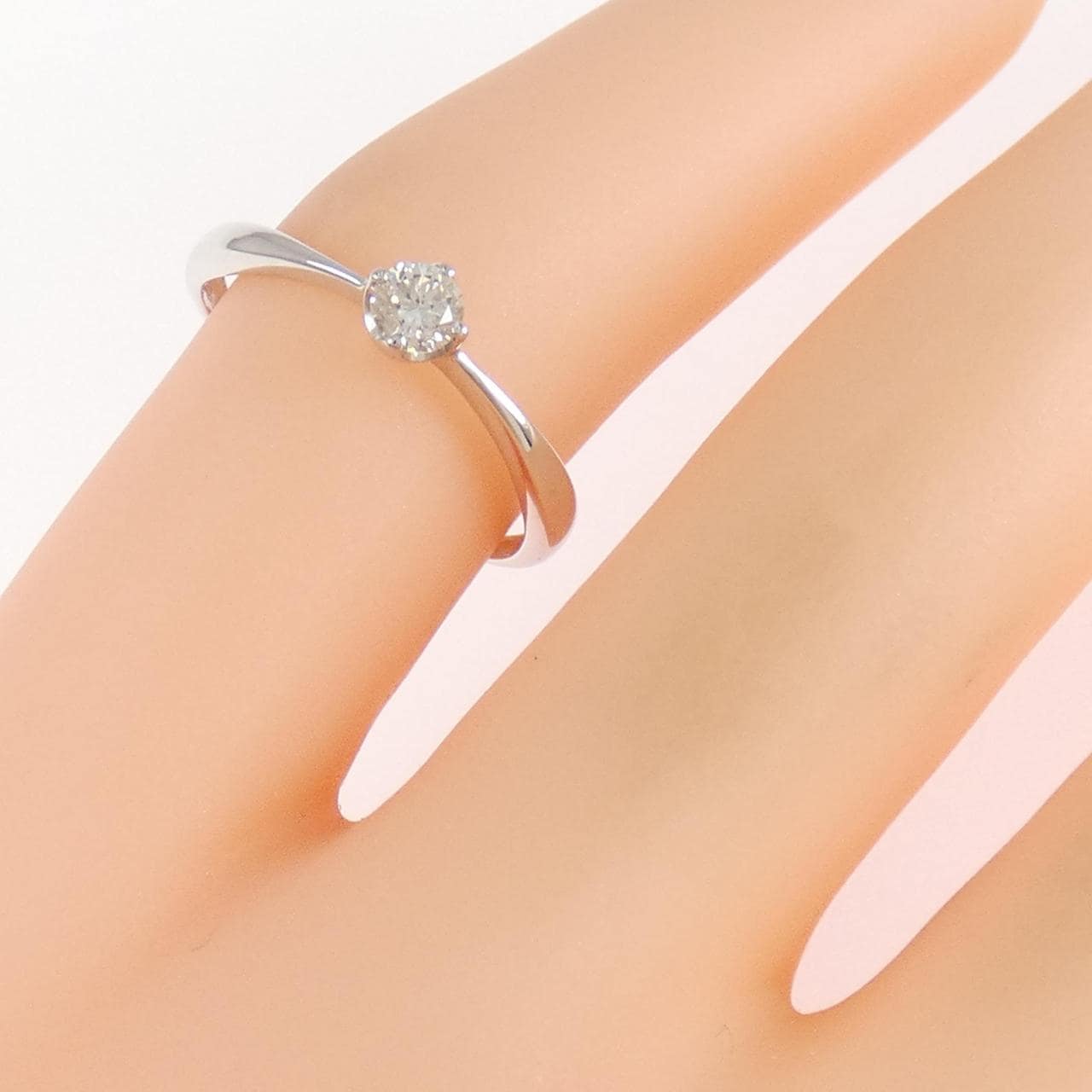 K18WG ダイヤモンド リング 0.11CT