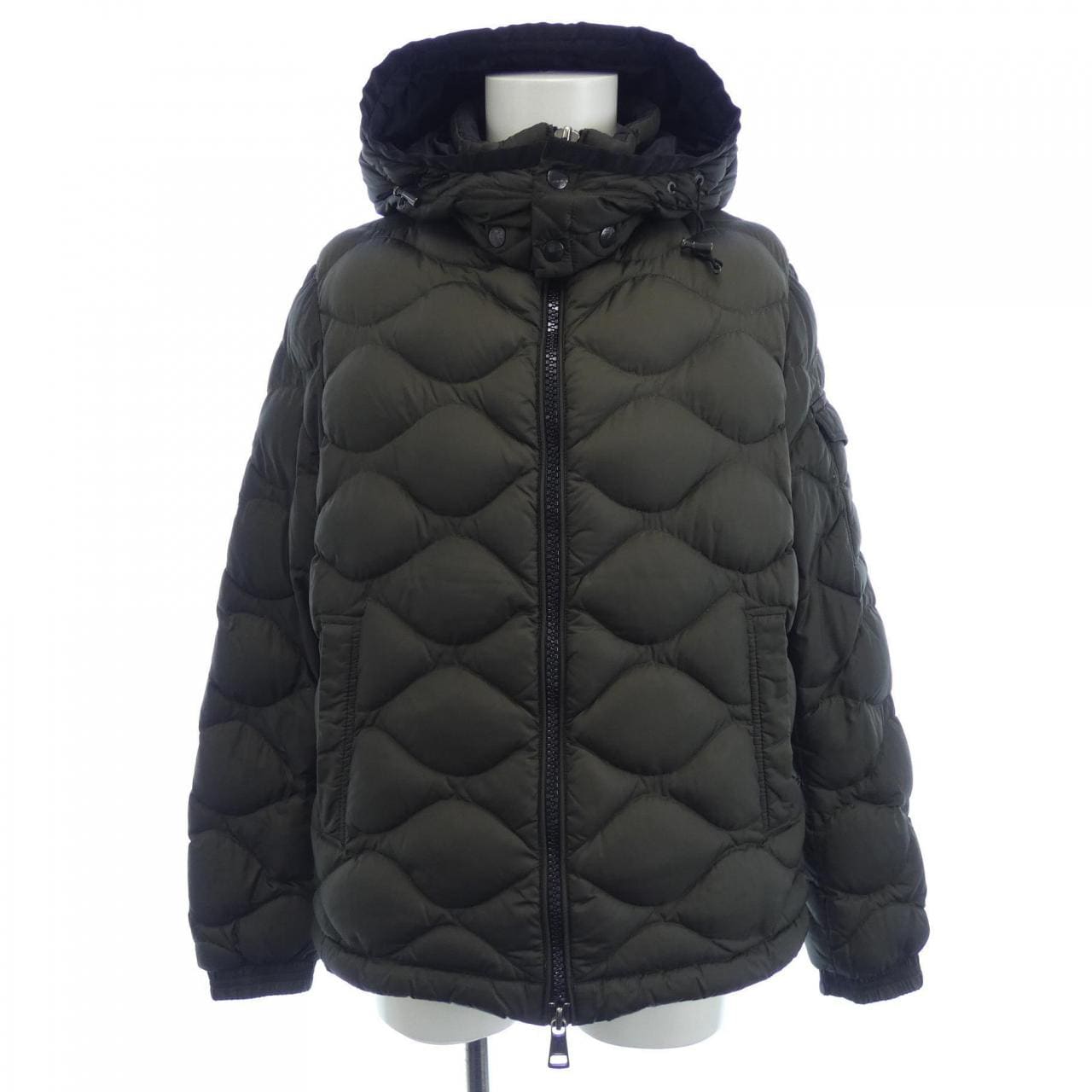 モンクレール MONCLER ダウンジャケット