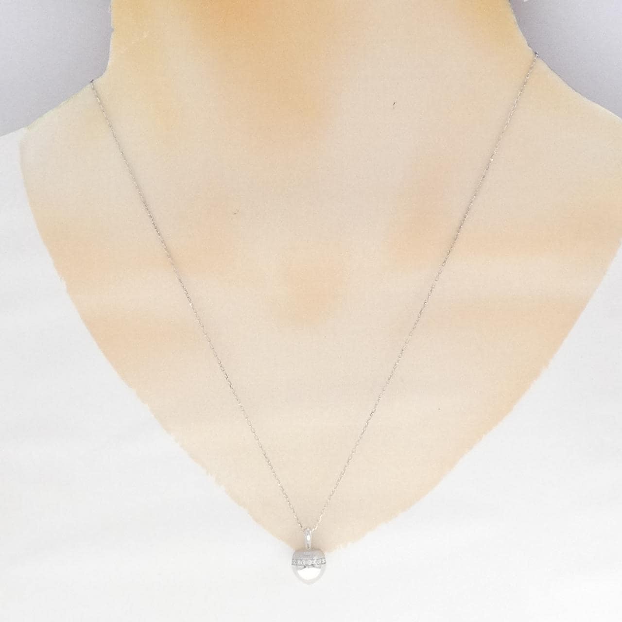 PT950/PT850 Diamond Necklace 0.16CT