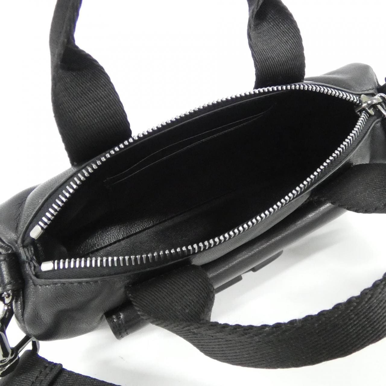 ヴァレンティノガラヴァーニ 5Y2P0U93DCY バッグ