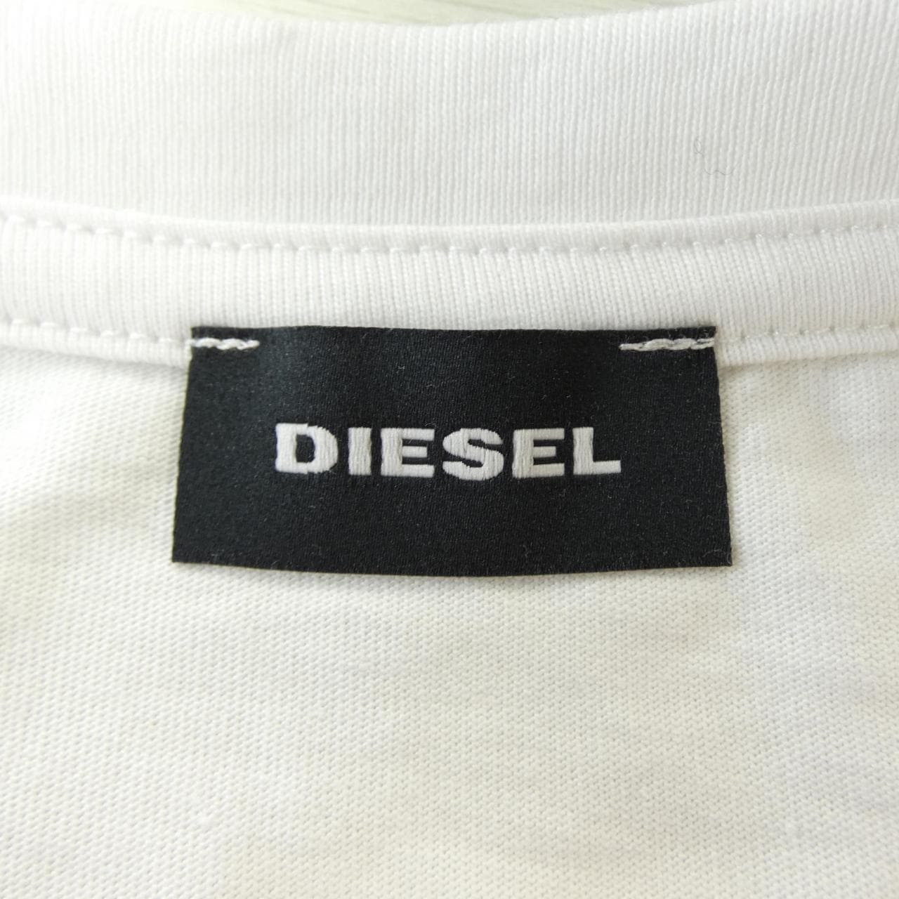 ディーゼル DIESEL Tシャツ