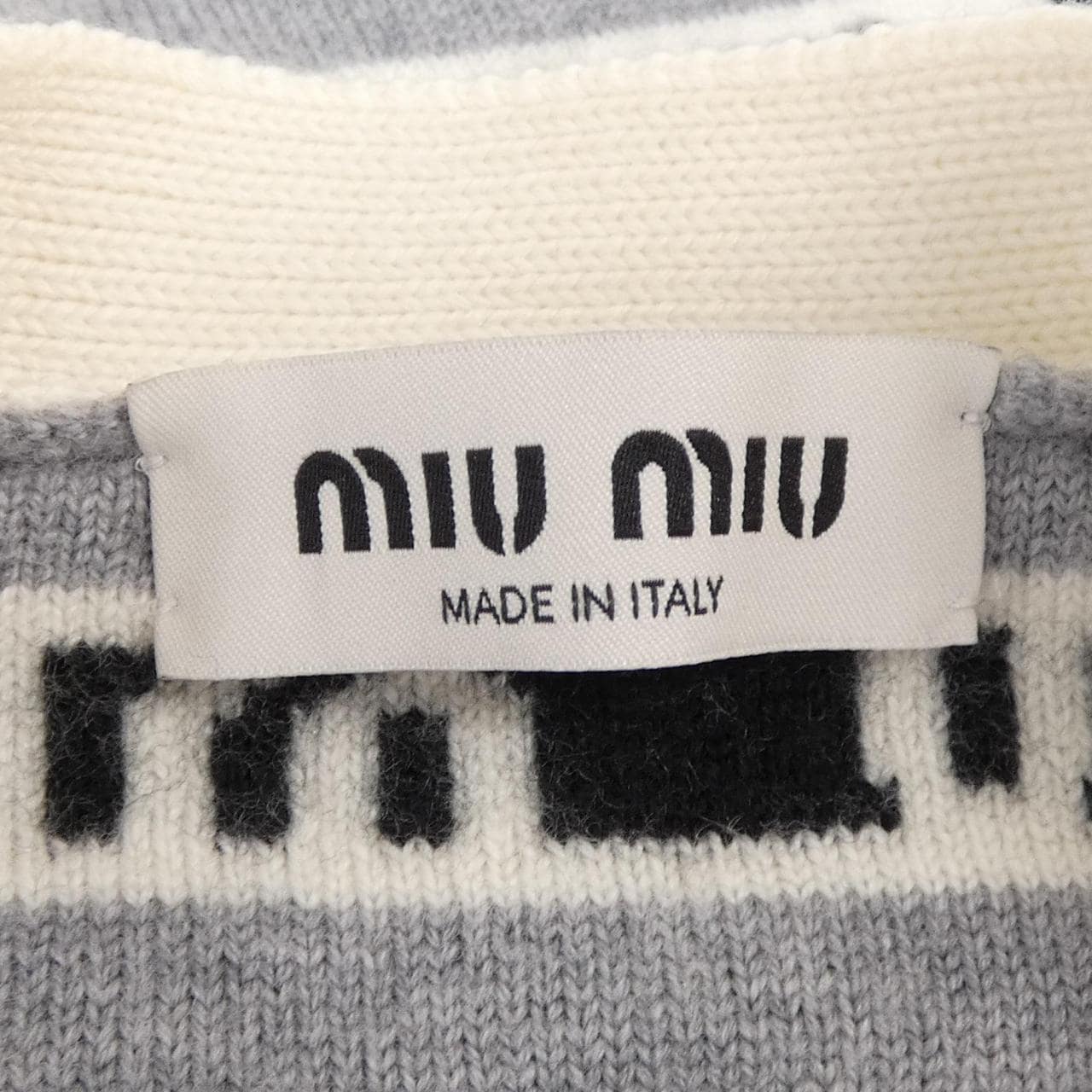 ミュウミュウ MIU MIU MMF657 1V8X カーディガン