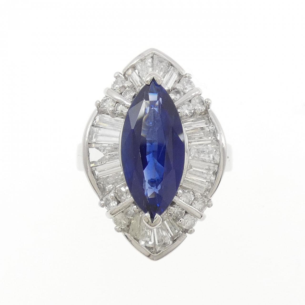 PT900 サファイヤ リング 3.23CT