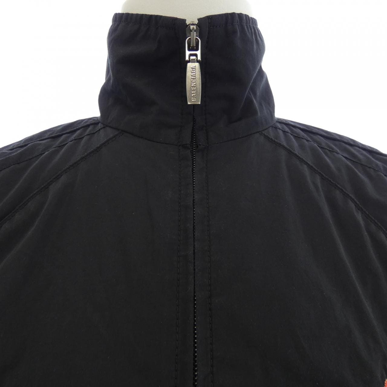 バレンシアガ BALENCIAGA 780884 TPQ38 ブルゾン