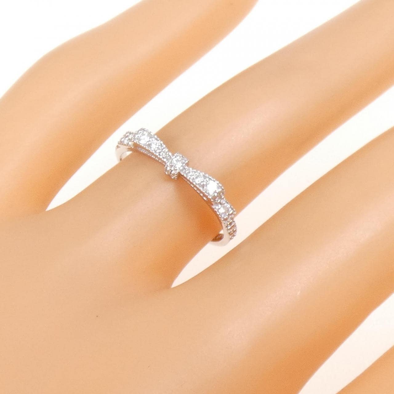 K18WG ribbon Diamond ring 0.15CT