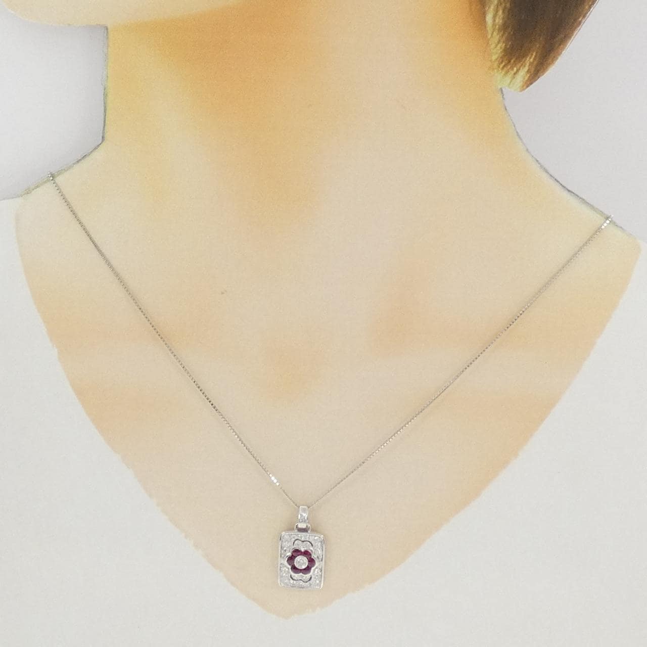 K18WG フラワー ルビー ネックレス 0.65CT