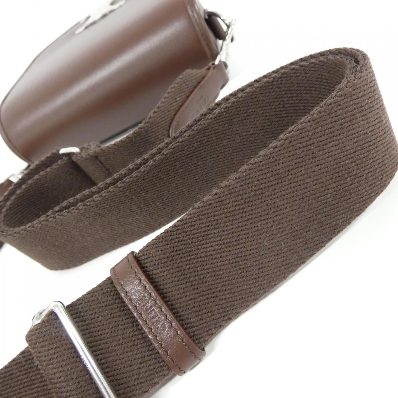 【新品】セリーヌ スモール ブザス ストラップ 117883GAO ショルダーバッグ