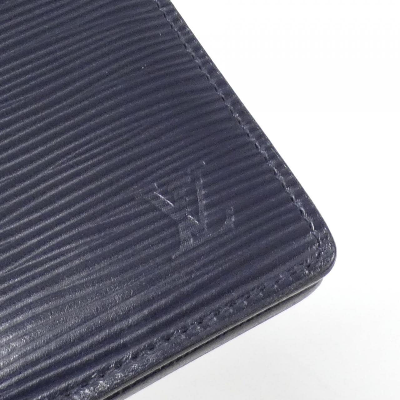 ルイヴィトン エピ ポルトフォイユ ミュルティプル M60628 札入れ