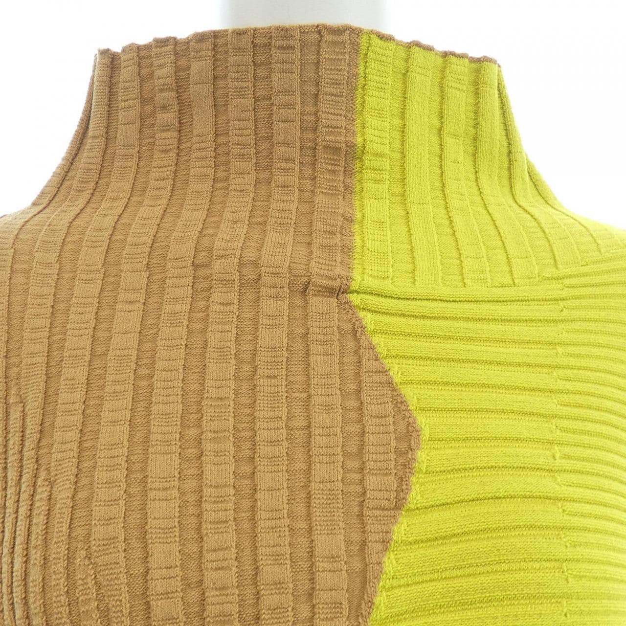 イッセイミヤケ ISSEY MIYAKE IM23KM251 ニット