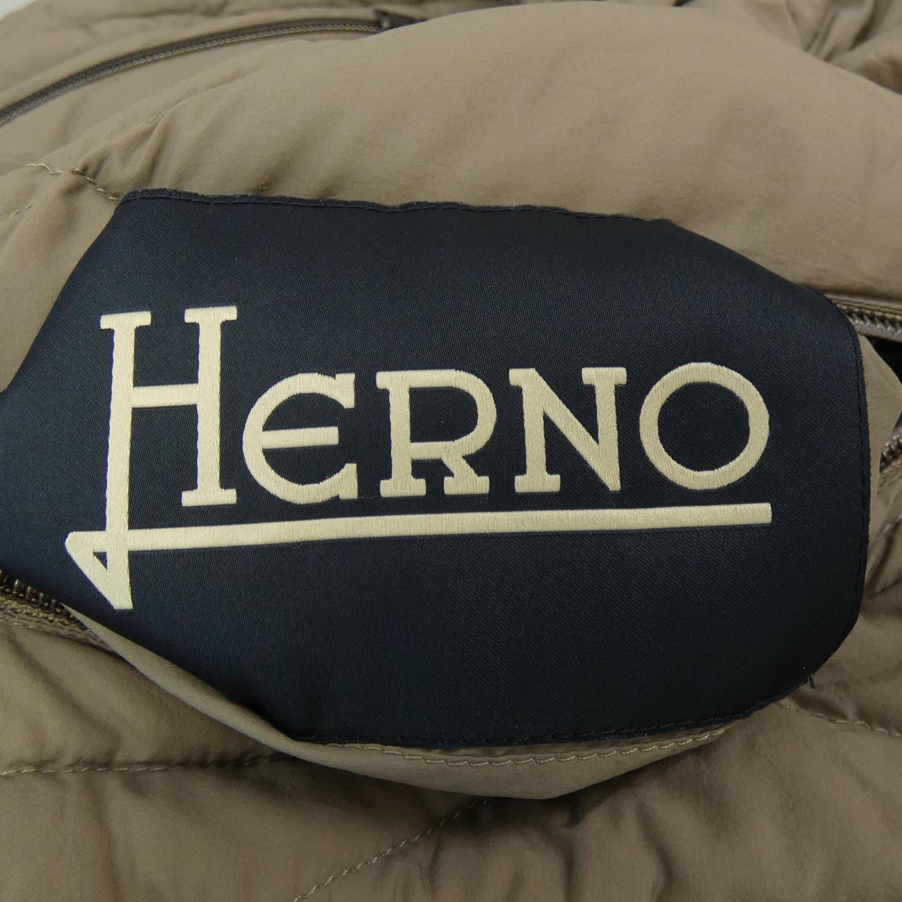 ヘルノ Herno ダウンベスト