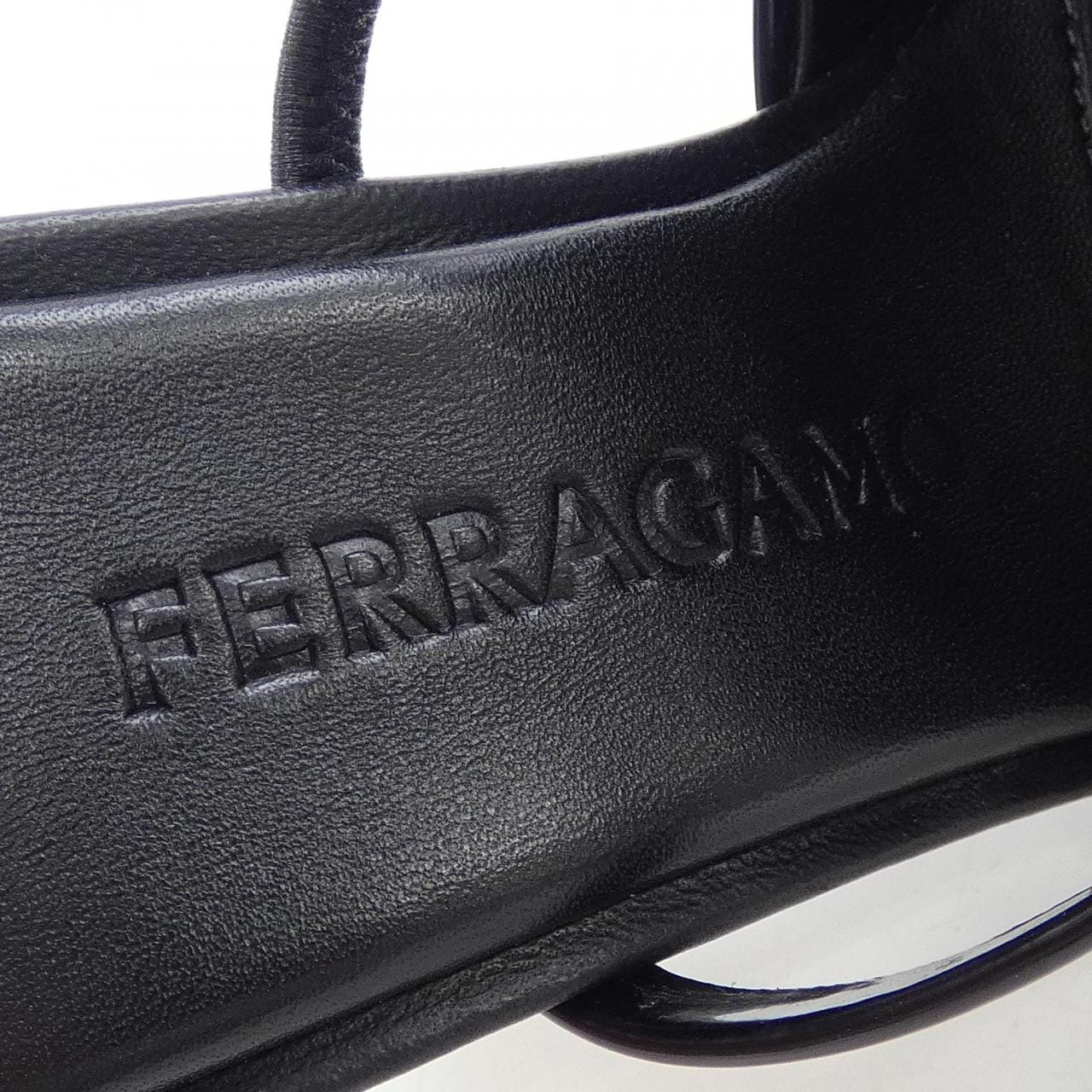 フェラガモ FERRAGAMO サンダル