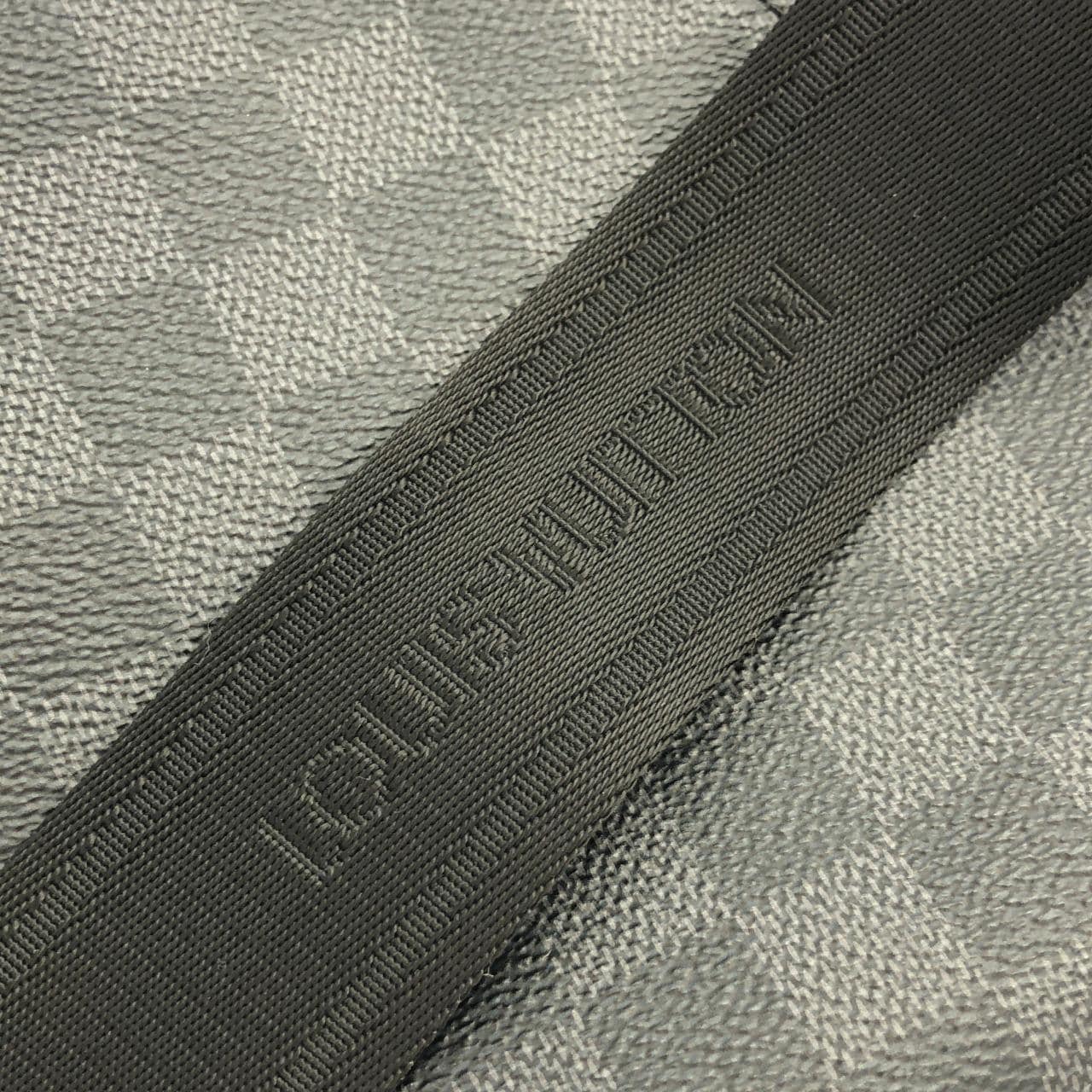 ルイヴィトン ダミエ グラフィット(ロープ) アンブレール N41708 ショルダーバッグ