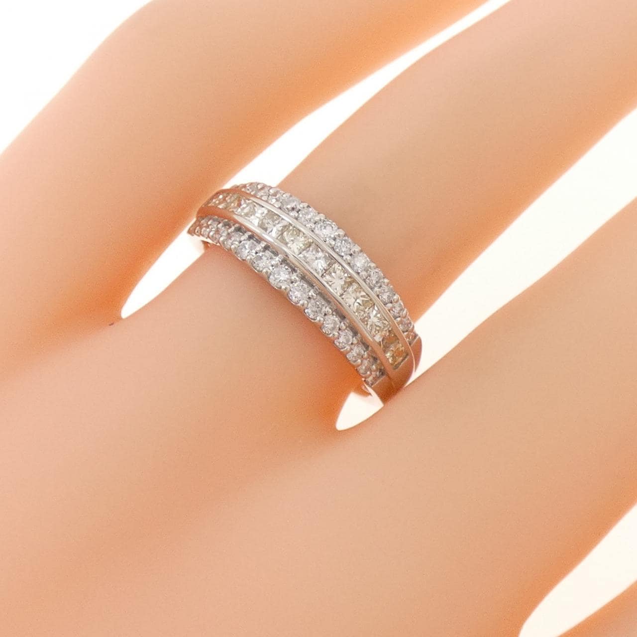 PT900 ダイヤモンド リング 0.70CT